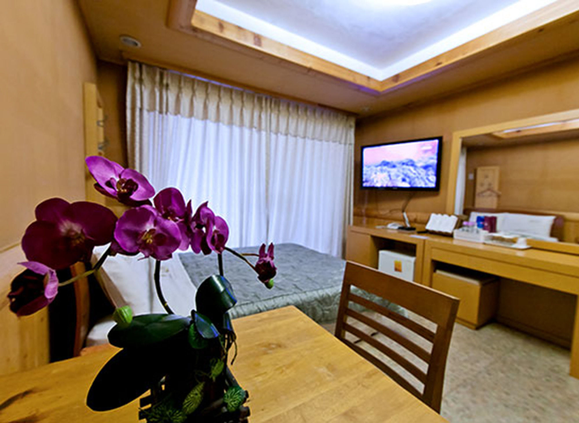 בוריאונג Drama Motel מראה חיצוני תמונה