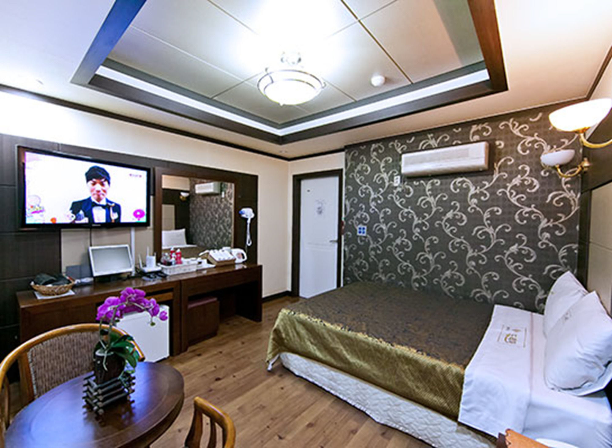 בוריאונג Drama Motel מראה חיצוני תמונה
