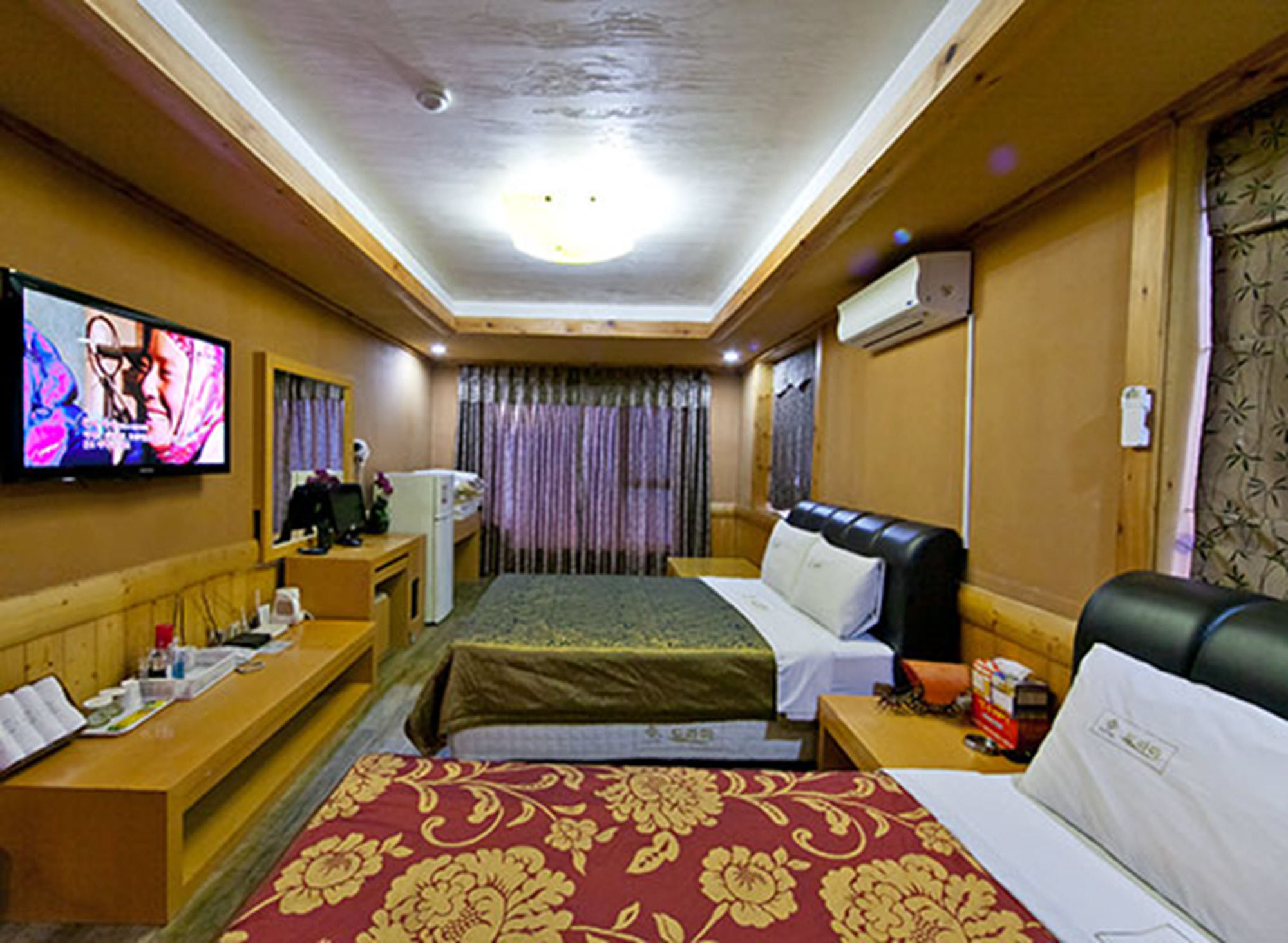 בוריאונג Drama Motel מראה חיצוני תמונה